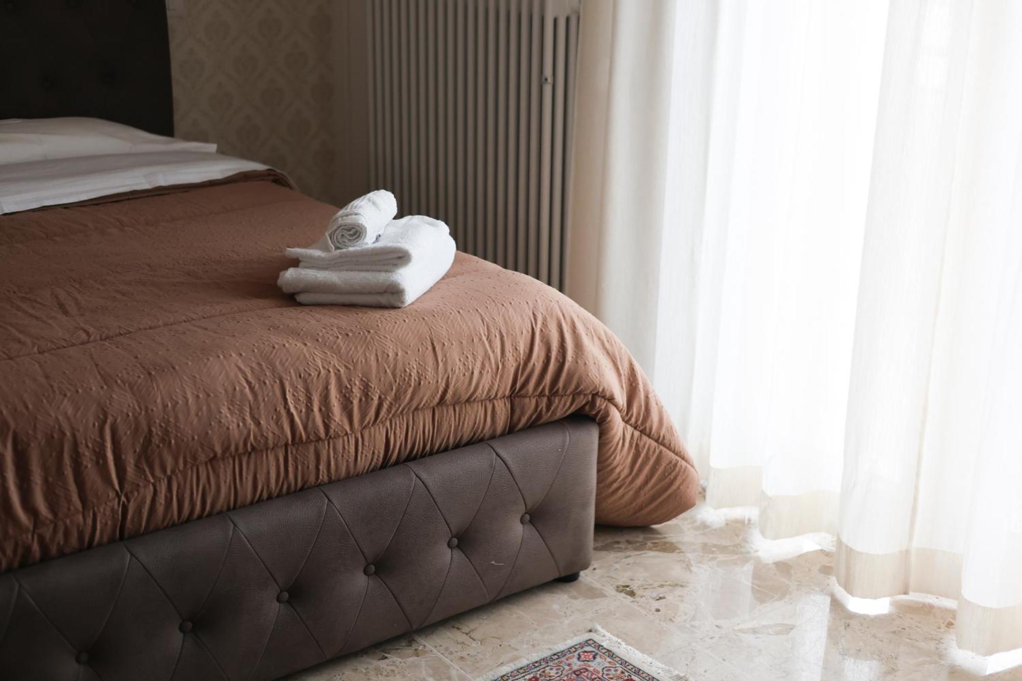 Blancohouse - Berto Luxury Rimini Centro Storico Apartment Ngoại thất bức ảnh